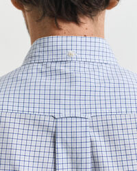 Regular&nbsp;fit ‑mitoitettu klassinen popliiniruutupaita