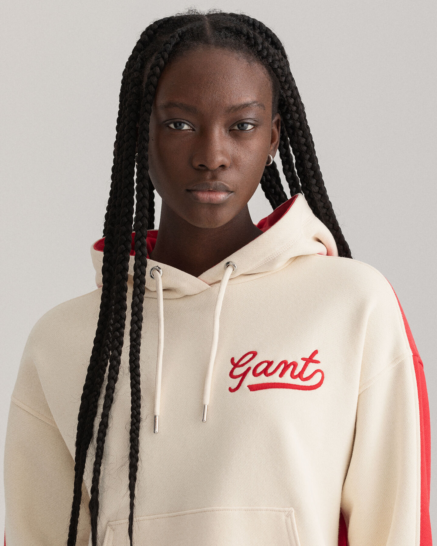 Monivärinen huppari