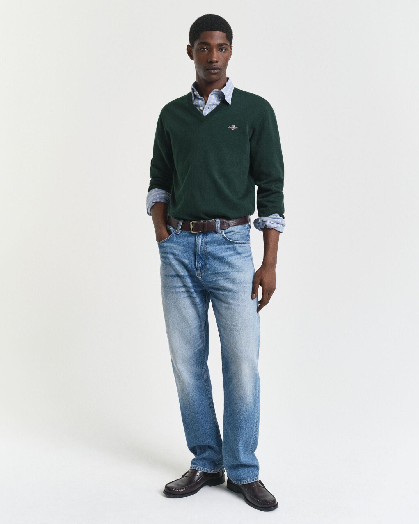 Klassinen puuvillaneulepusero, v-pääntie