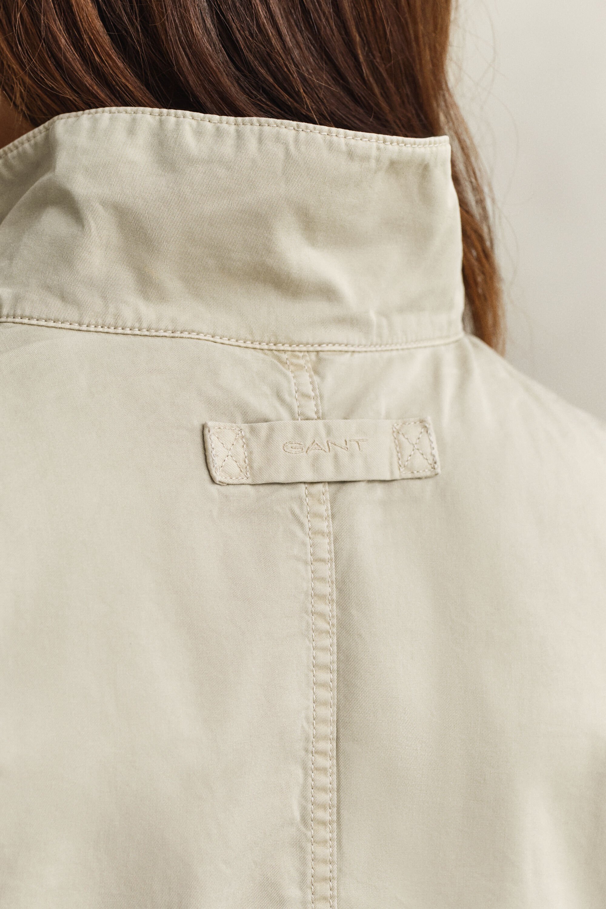 Armeijatakki vyöllä