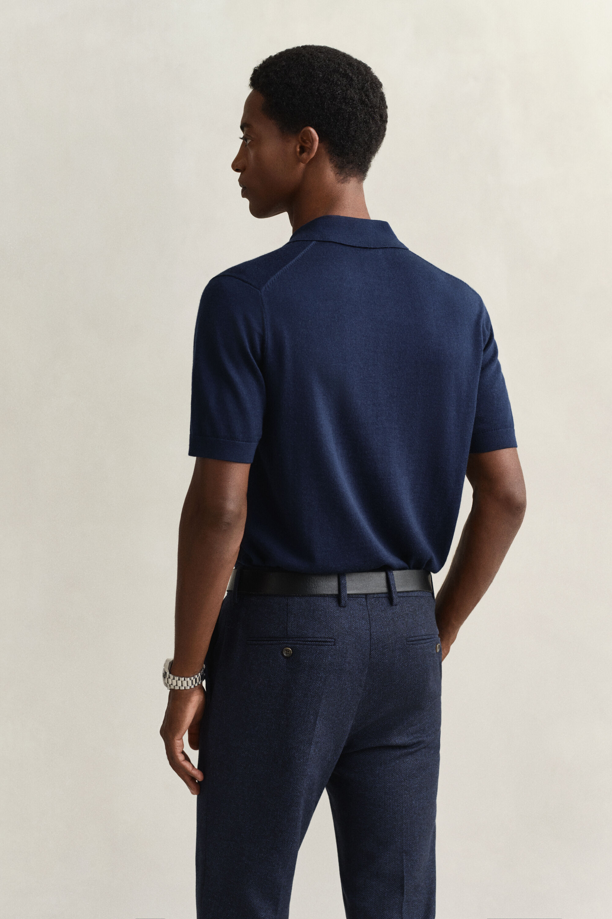 Ohut lyhythihainen merinovillapikeeneule