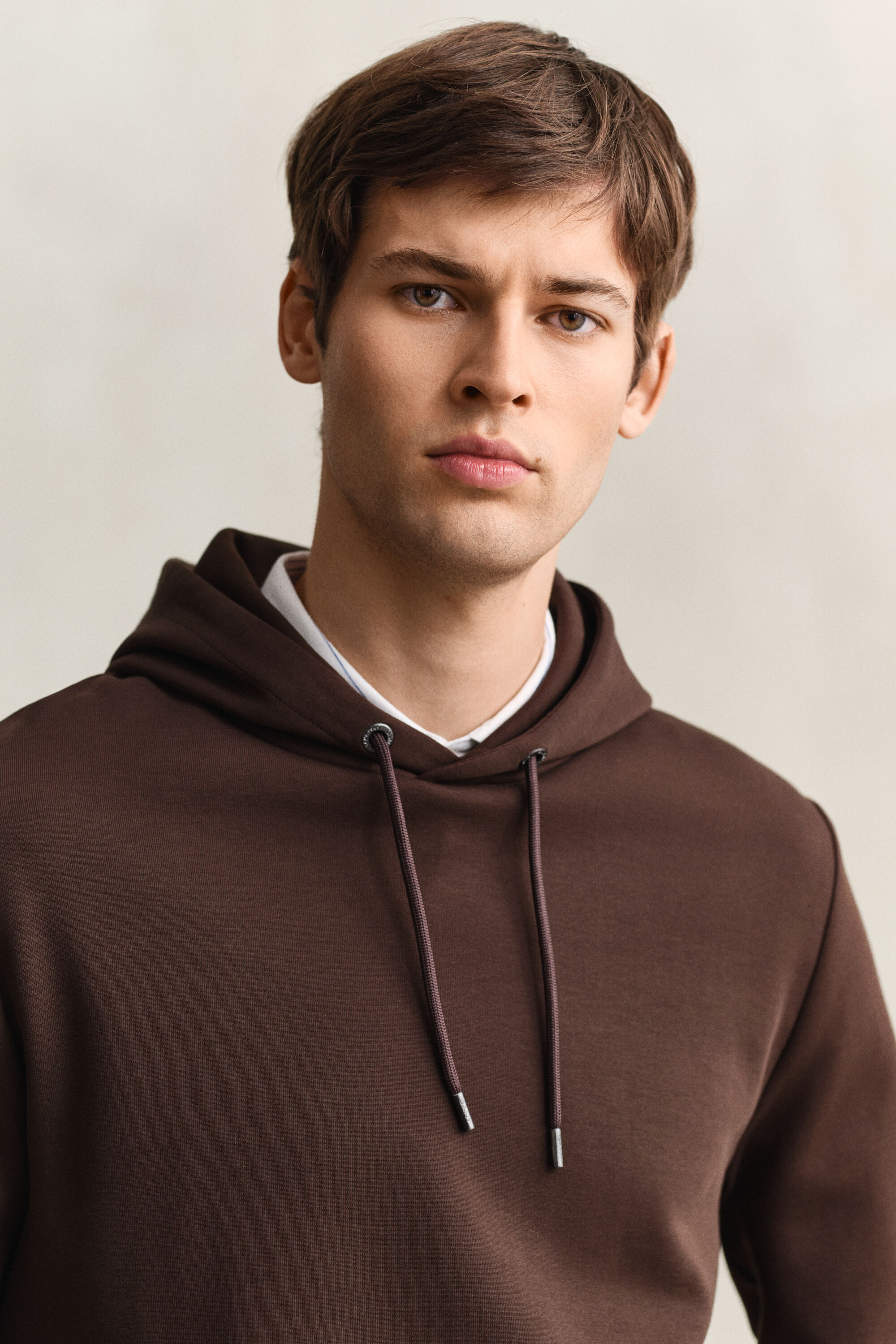 Huppari collegeneulosta