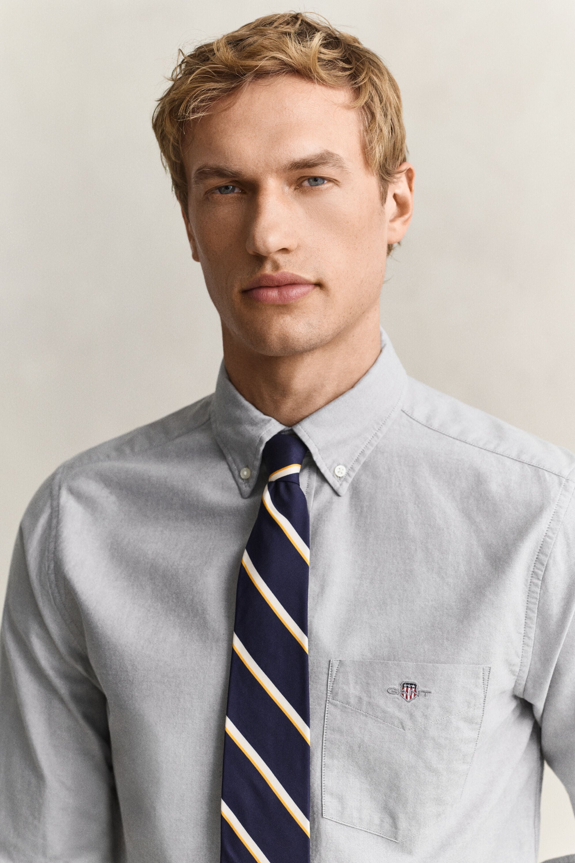 Regular fit ‑mitoitettu klassinen oxford-paita