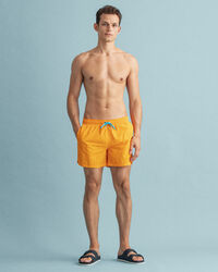 Classic fit ‑mitoitetut uimashortsit