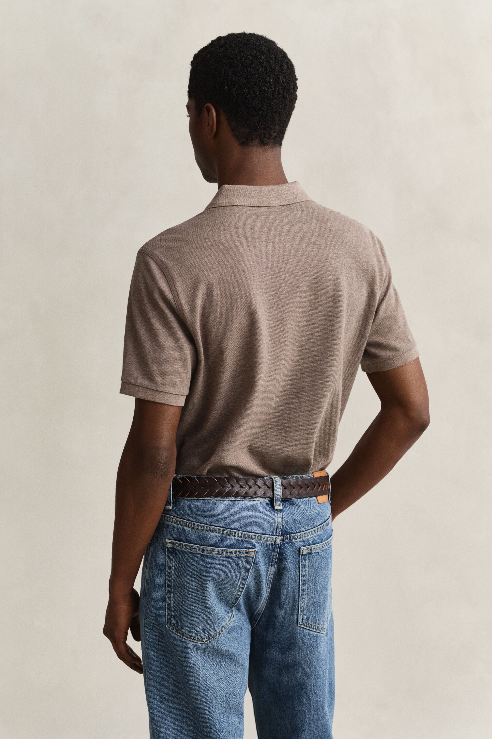 Regular fit ‑mitoitettu pikeepaita