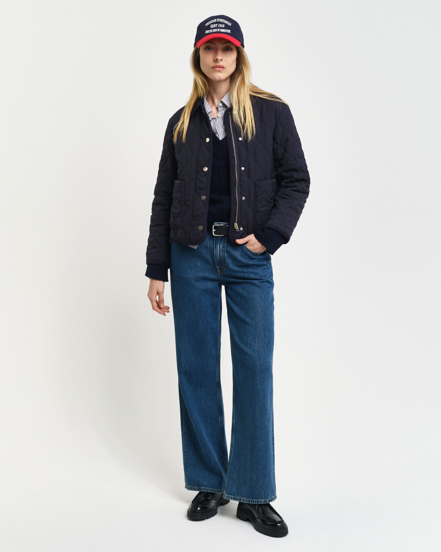 Vakosamettisomisteinen tikkitakki