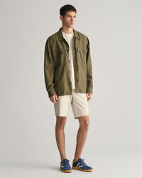 Regular fit ‑mitoitetut chinoshortsit