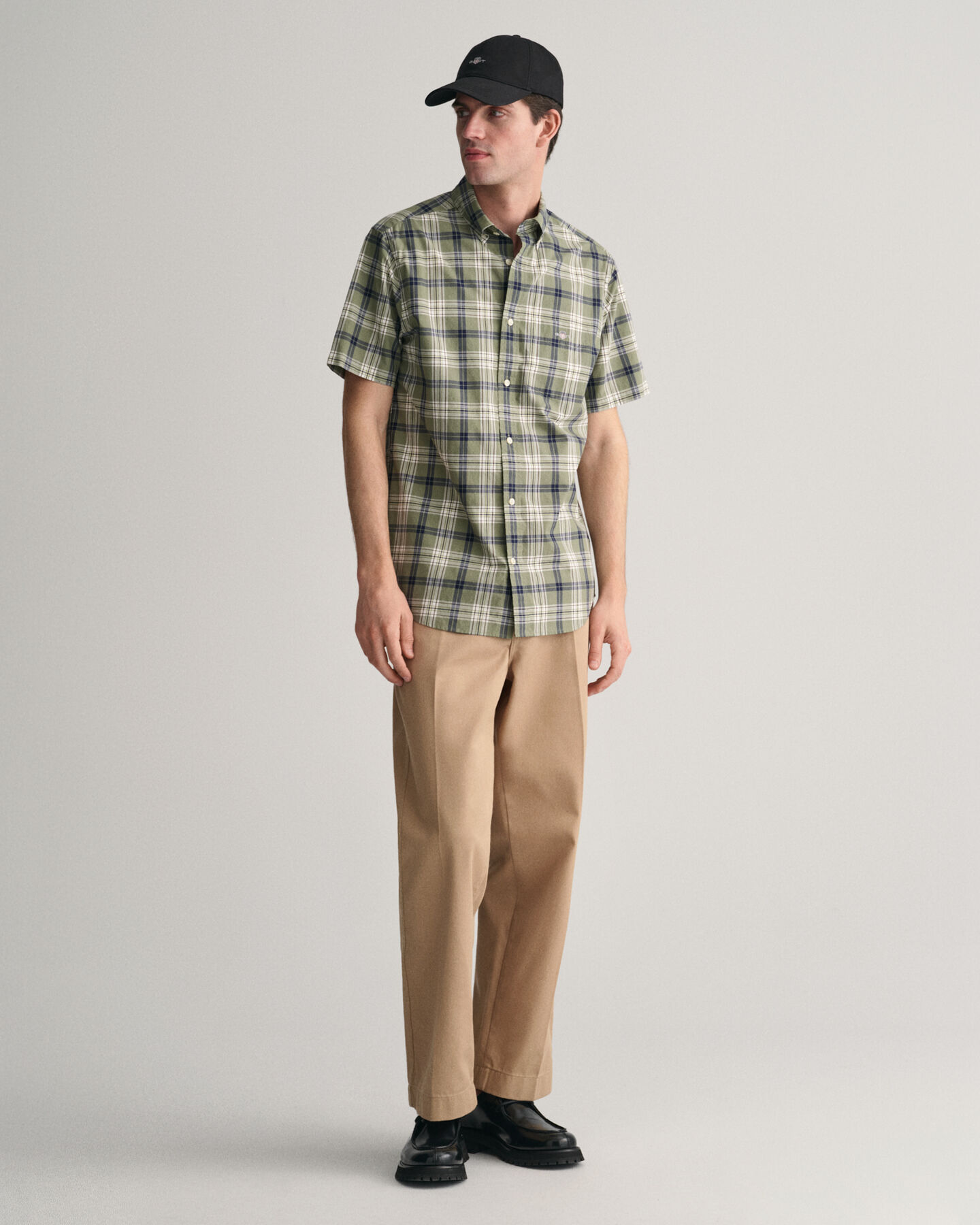 Regular&nbsp;fit ‑mitoitettu lyhythihainen popliiniruutupaita