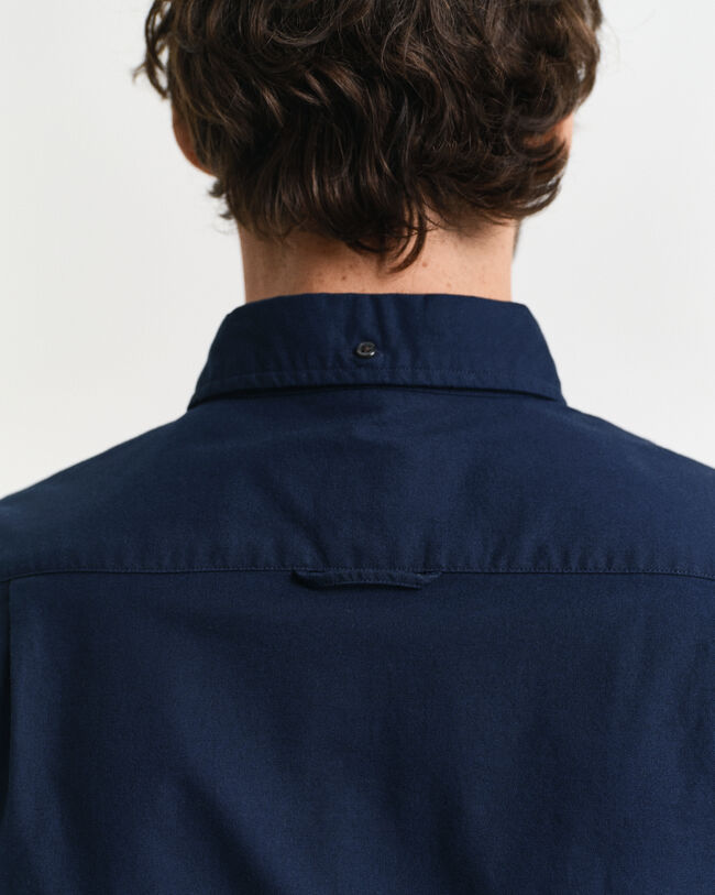 Slim fit ‑mitoitettu joustava oxford-paita