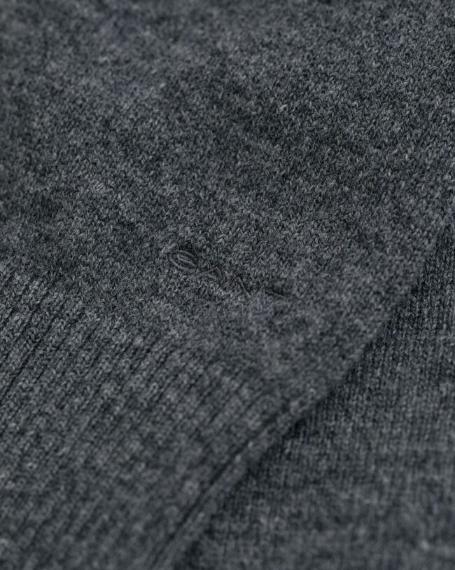 Karitsanvillainen pooloneulepusero