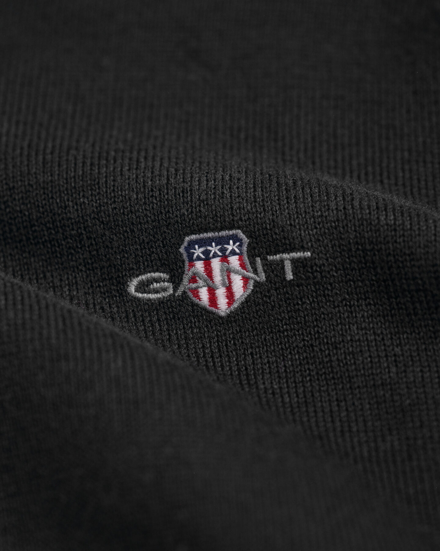 Klassinen puuvillaneulepusero, pyöreä pääntie