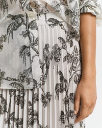 Midimittainen puukuvioinen vekkihame