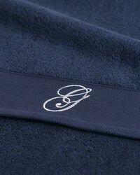 Kirjailtu pyyhe (30 cm x 50 cm)