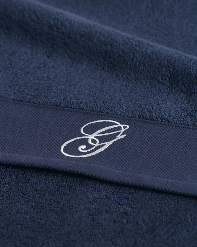 Kirjailtu pyyhe (30 cm x 50 cm)