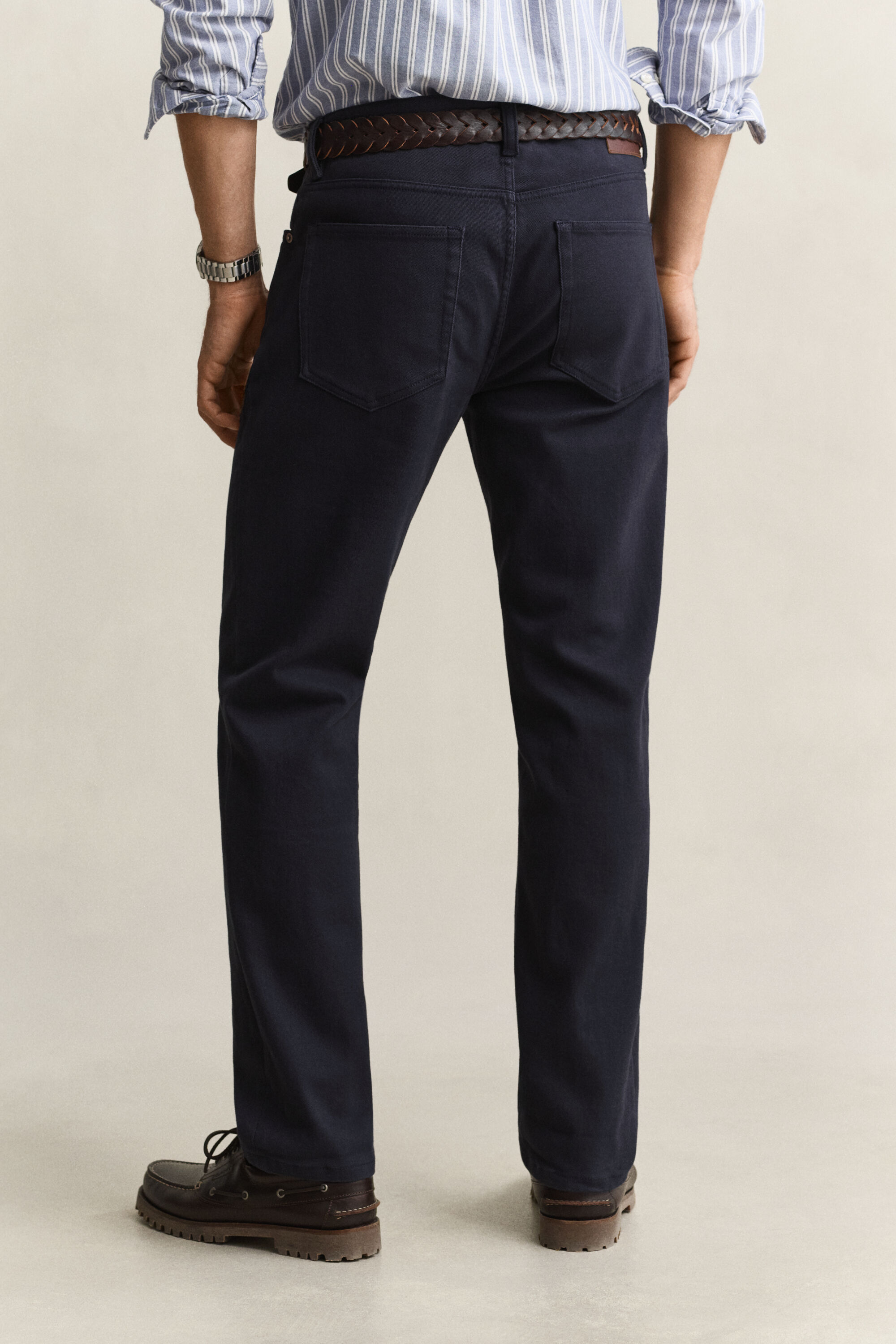 Regular fit ‑mitoitetut tvillifarkut