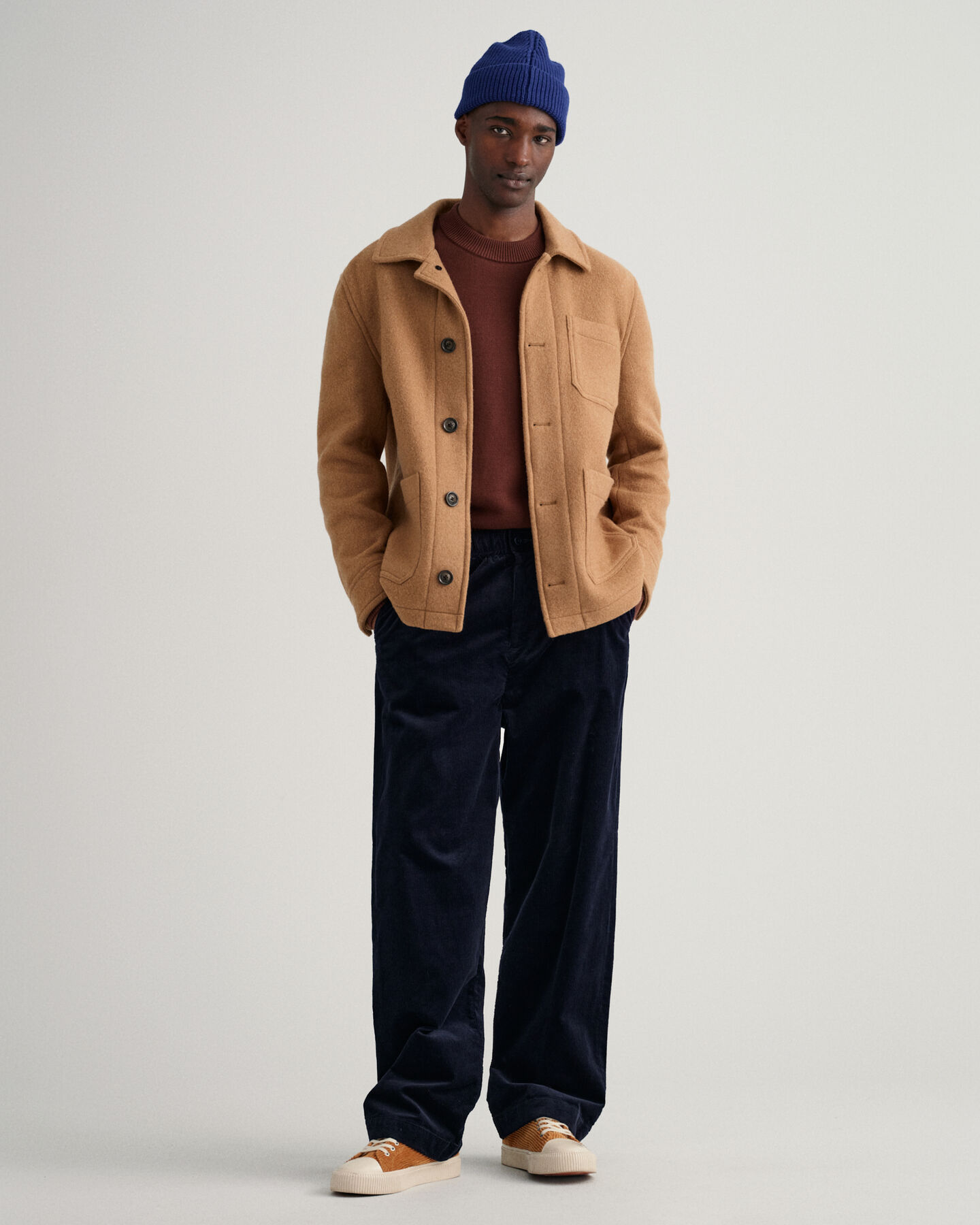 Lyhyt villakangastakki