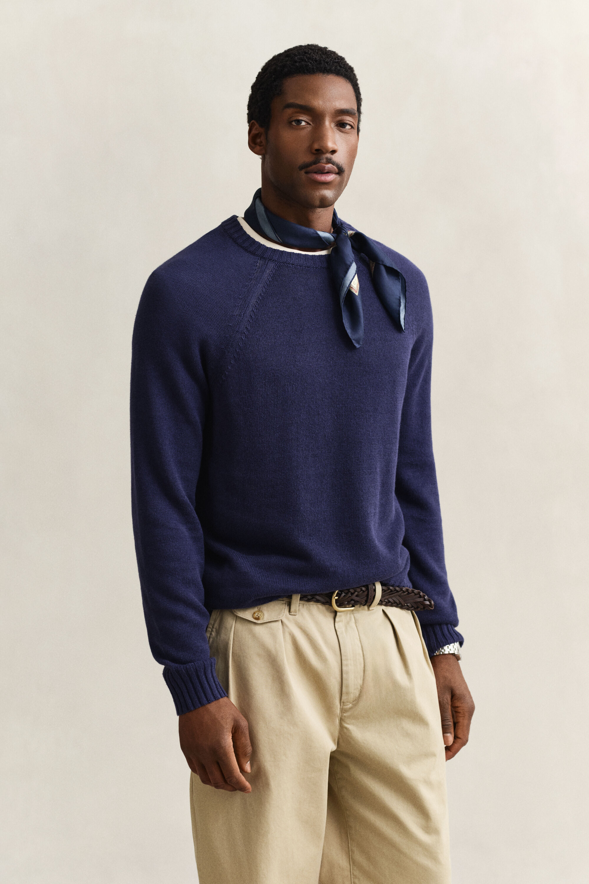 Neulepusero pellavasekoitteesta