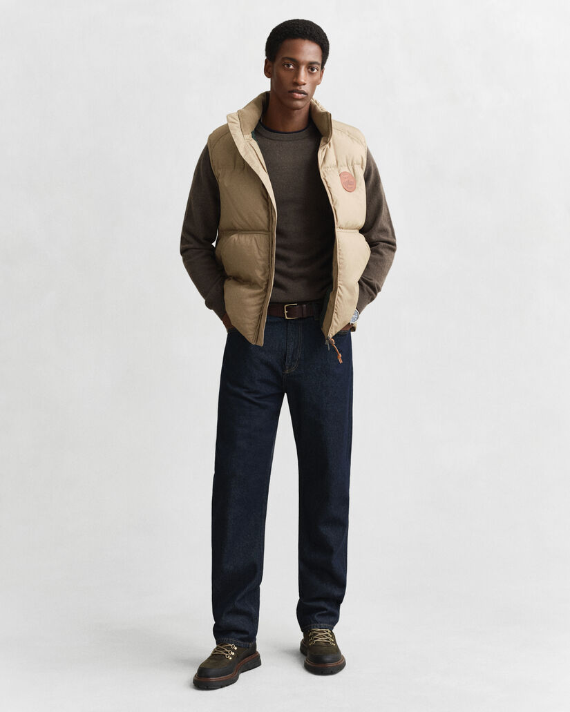 Ohut lampaanvillaneule, py&ouml;re&auml; p&auml;&auml;ntie