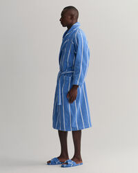 Raidallinen aamutakki