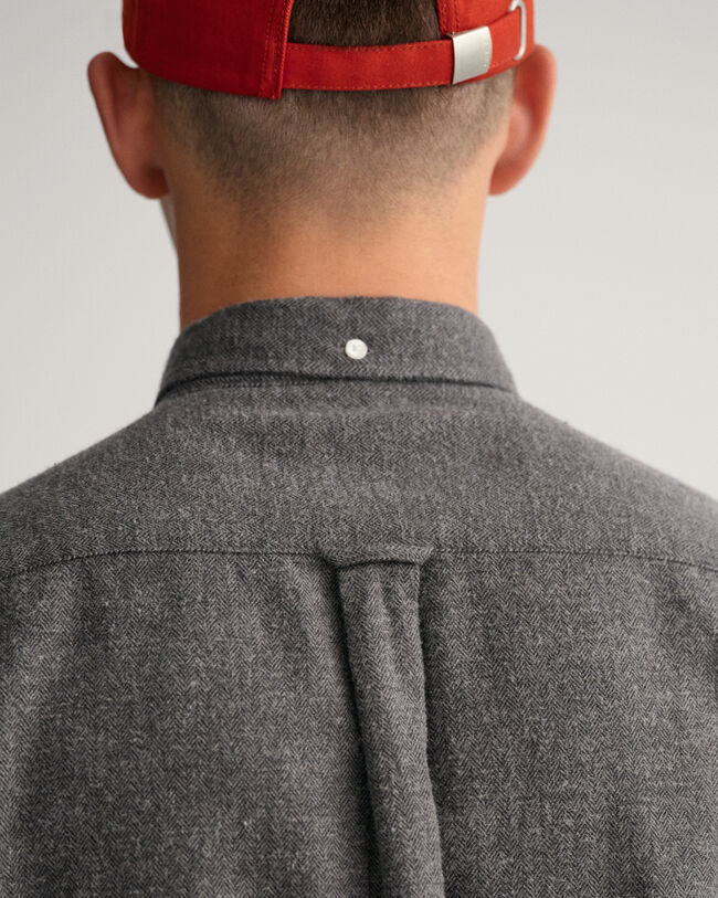 Regular fit ‑mitoitettu kalanruotokuosinen paita