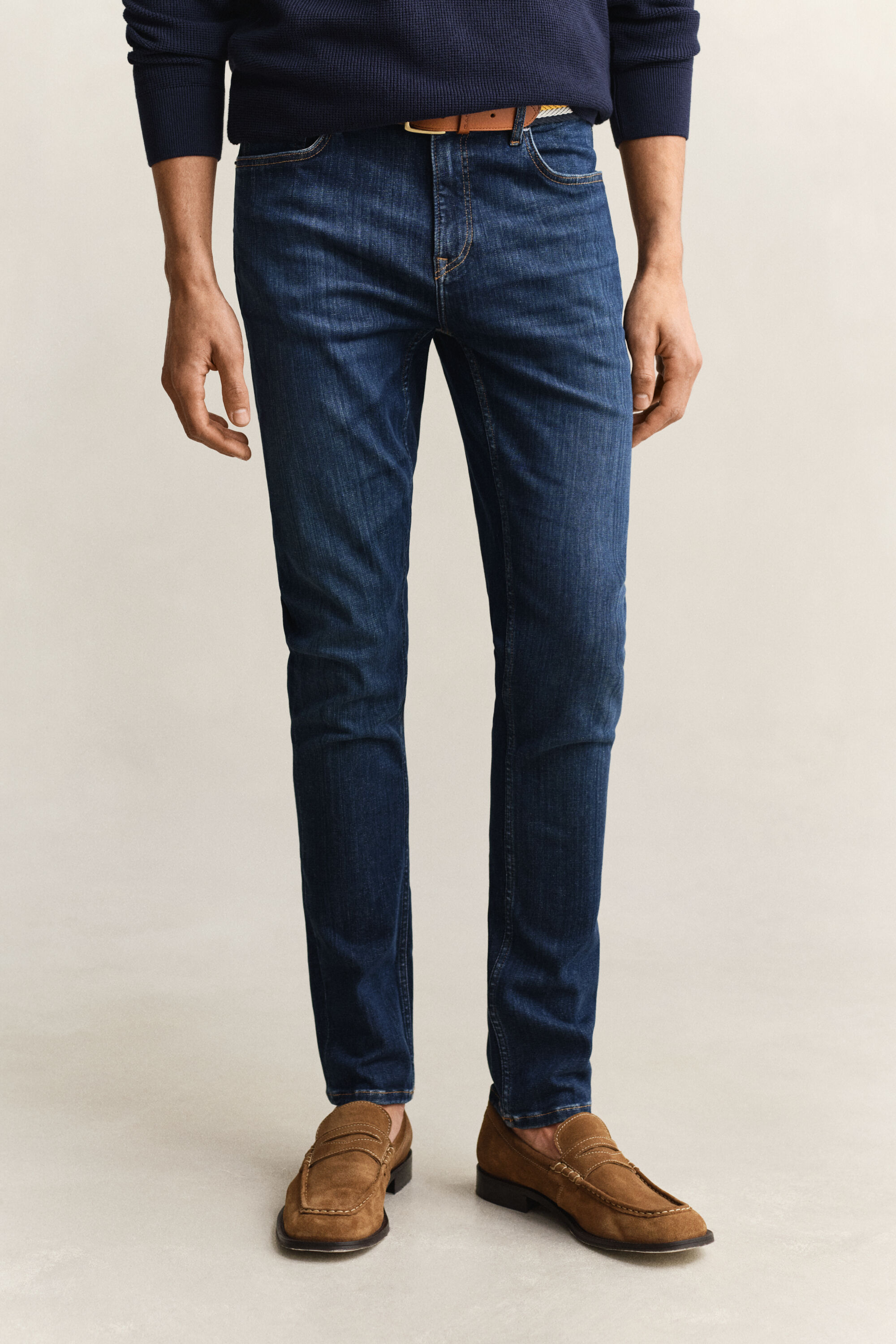 Extra slim fit ‑mitoitetut Active Recover -farkut