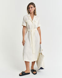 Regular fit ‑mitoitettu taskumekko