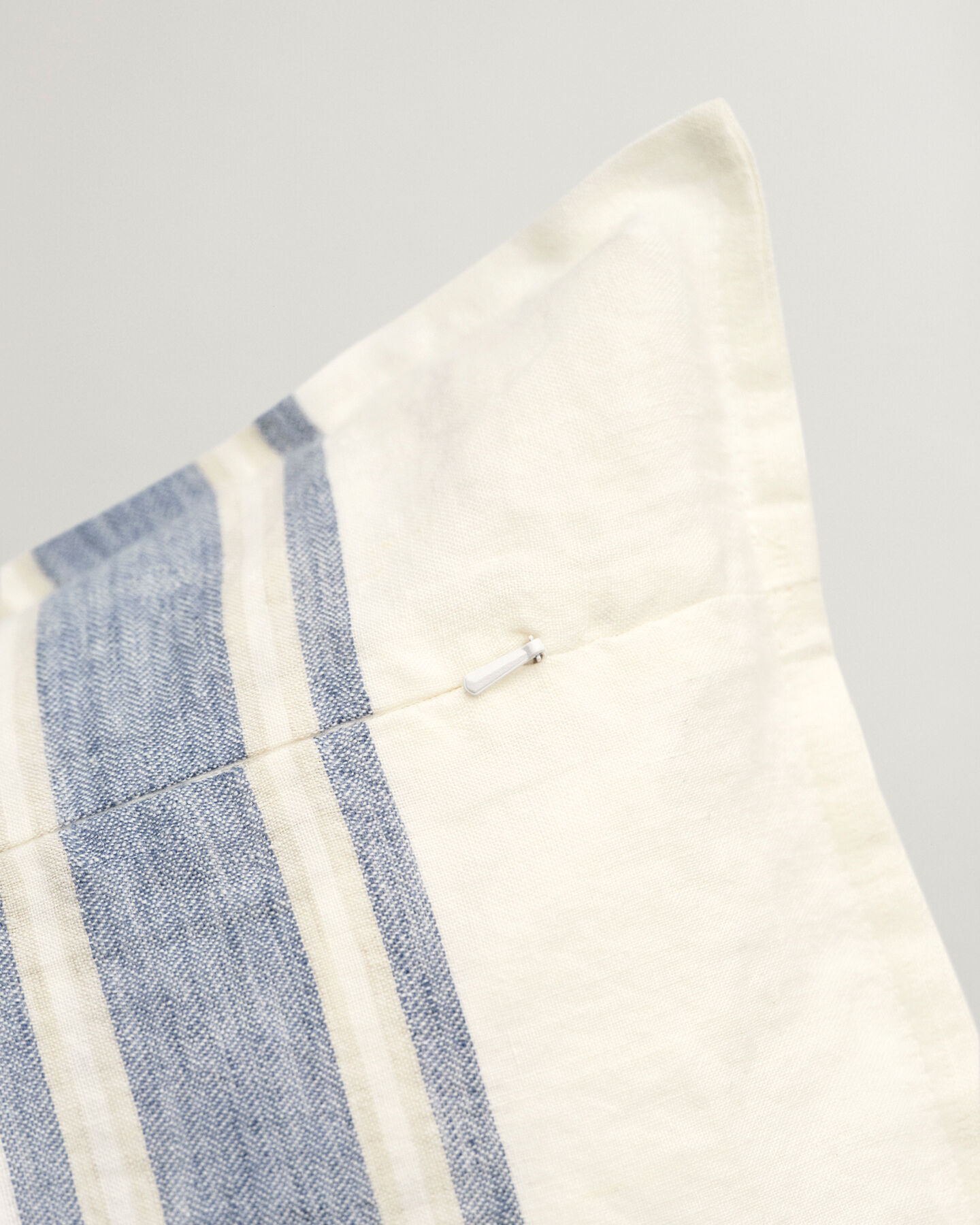 Linen Stripe ‑tyynynpäällinen