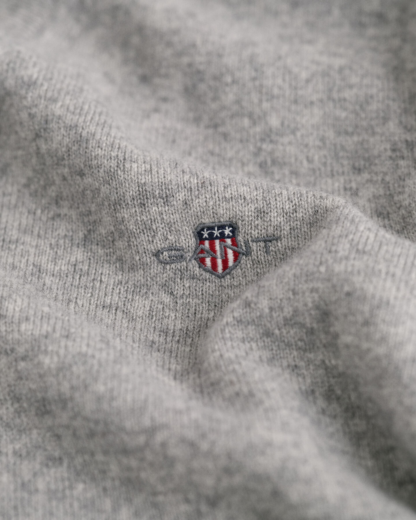 Ohut lampaanvillaneule, v-pääntie