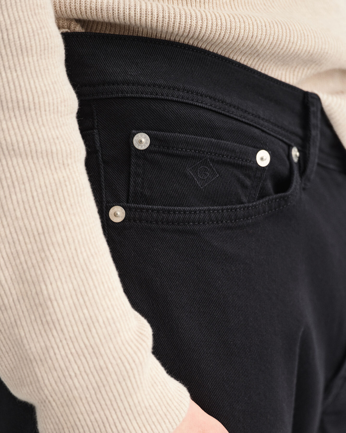 Extra slim fit ‑mitoitetut Maxen Active-Recover Color ‑farkut