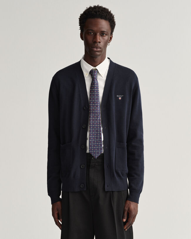 Classic-puuvillaneuletakki v-p&auml;&auml;ntiell&auml;