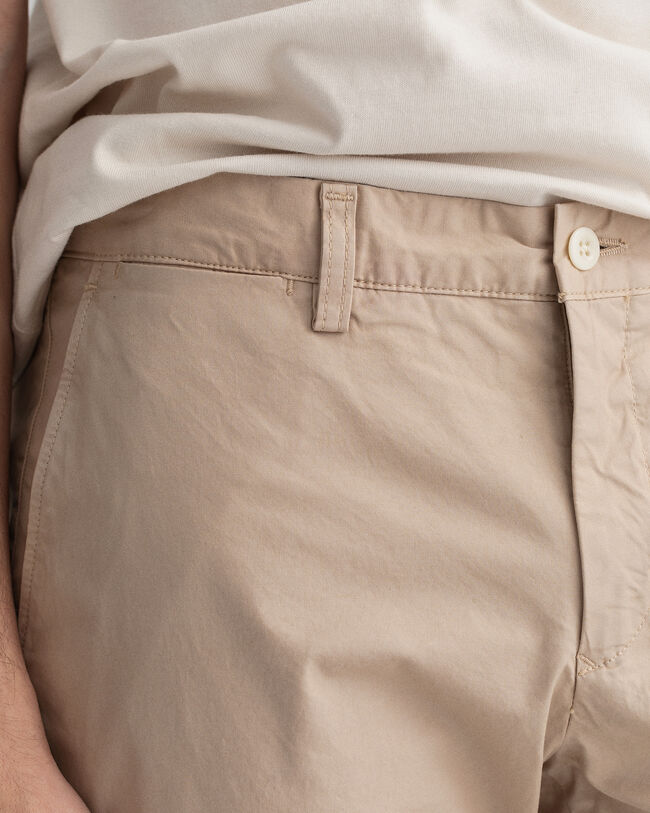 Slim fit ‑mitoitetut Hallden Sunfaded ‑chinot