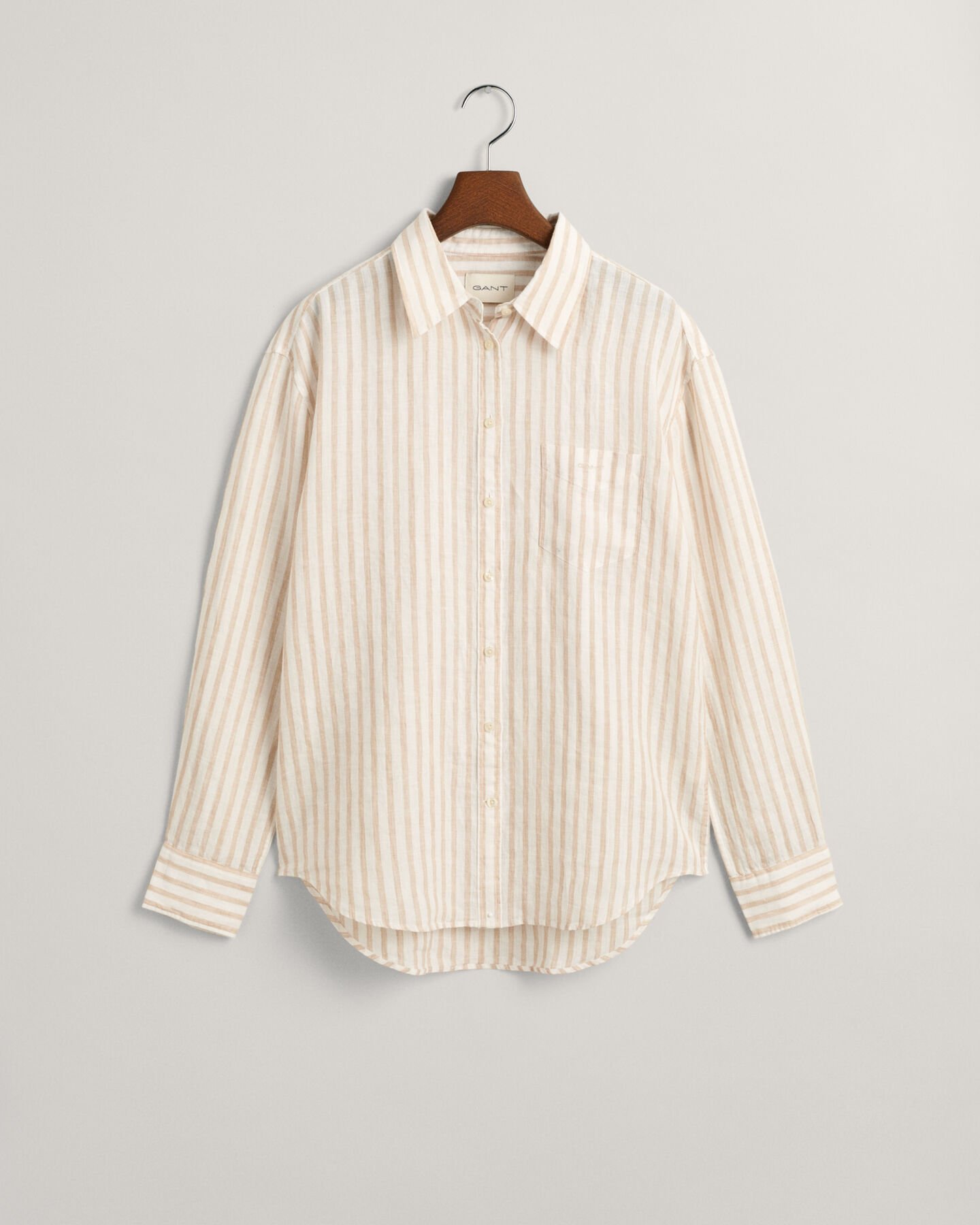 Relaxed&nbsp;fit ‑mitoitettu raidallinen pellavapaita