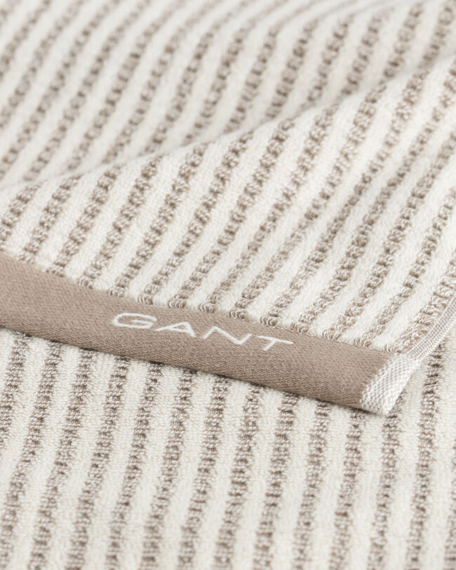 Raidallinen pyyhe (50 cm x 70 cm)