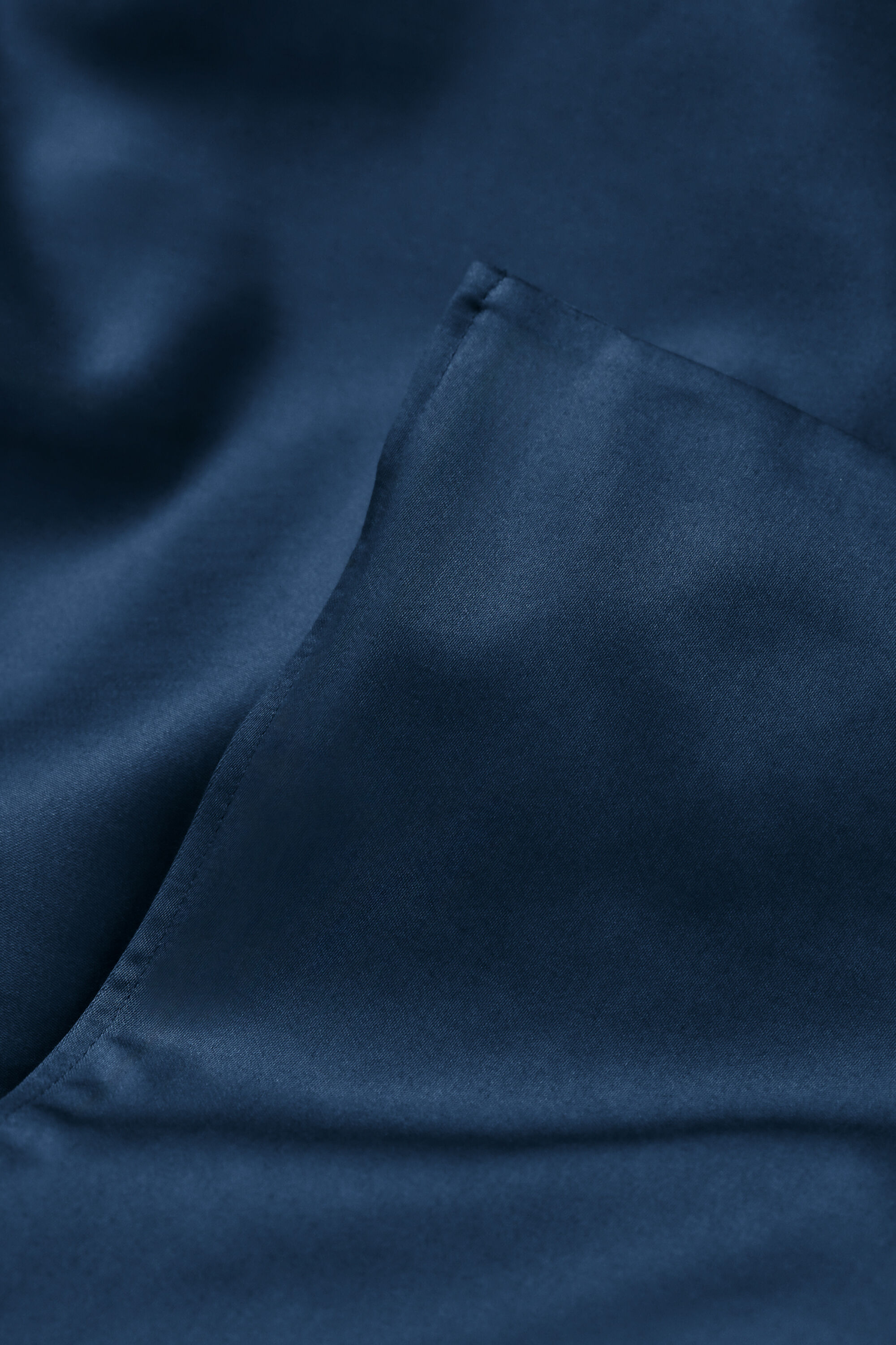 Sateen-pussilakana