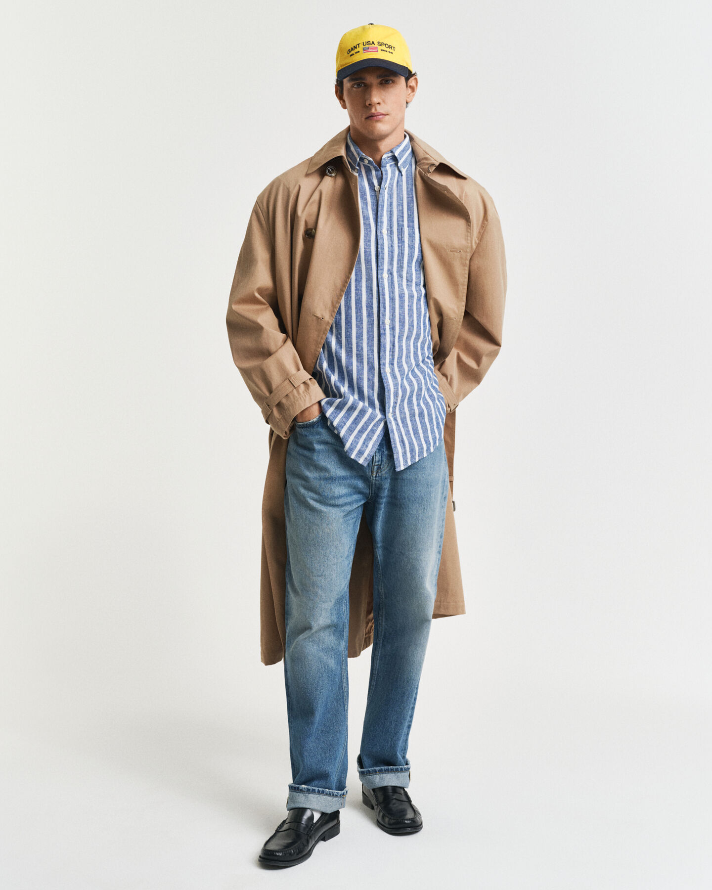 Regular fit ‑mitoitettu raitapaita puuvillapellavaa