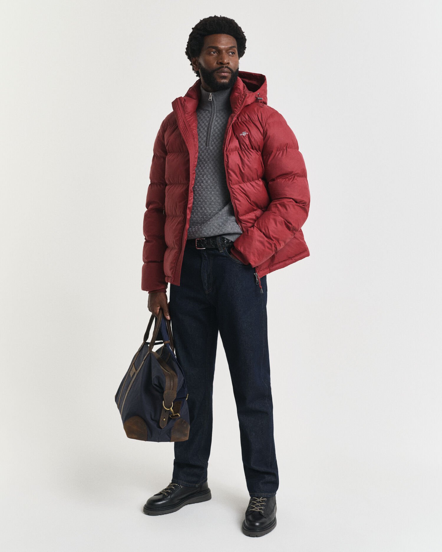 Kohopintainen neulepusero, vetoketjukaulus