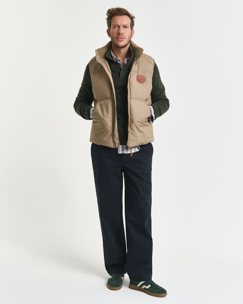 Nyppypintainen villasekoiteneulepusero, napitettu kaulus