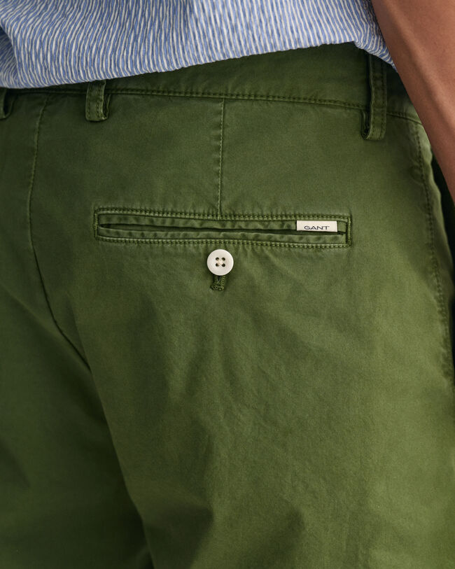 Regular fit ‑mitoitetut Sunfaded-shortsit