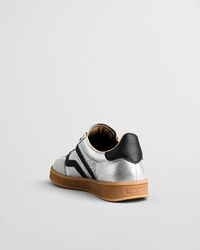 Metallinhohtoiset Cuzima-nahkatennarit