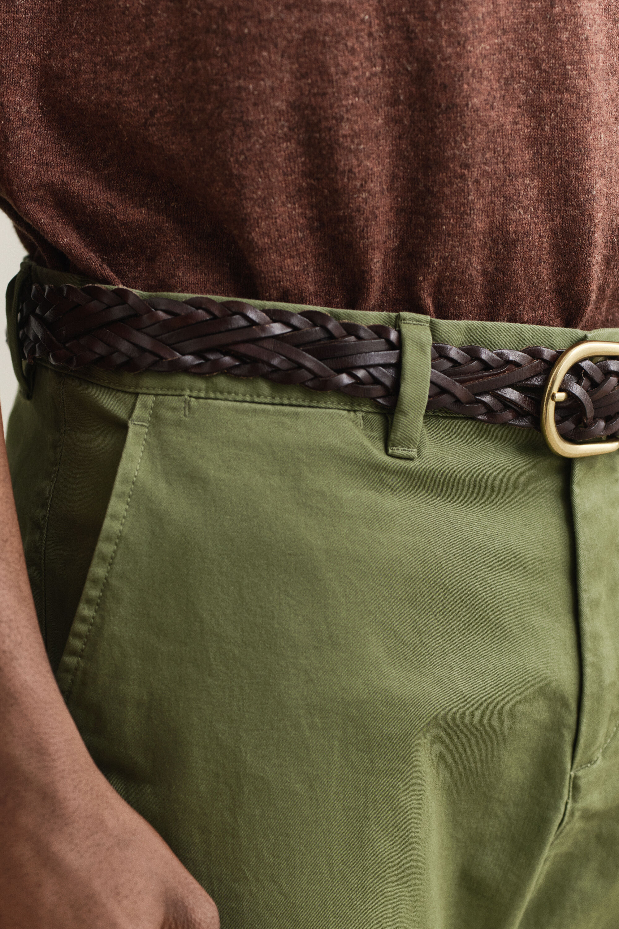 Regular fit ‑mitoitetut klassiset chinot