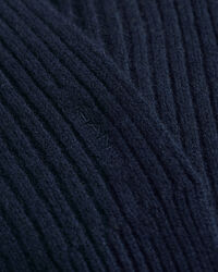 Ohut villakaulaliina