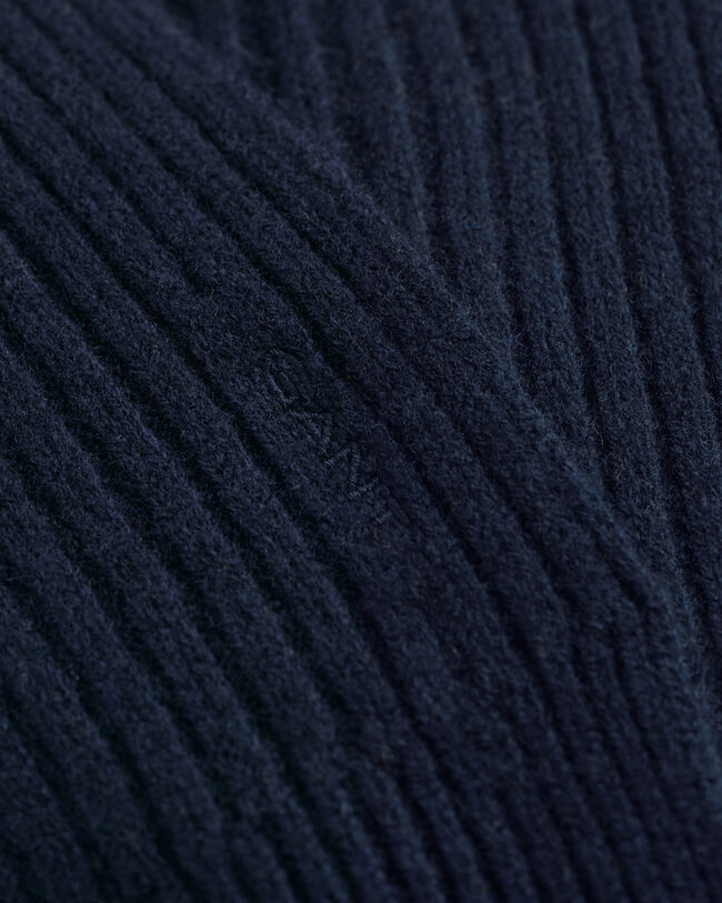 Ohut villakaulaliina