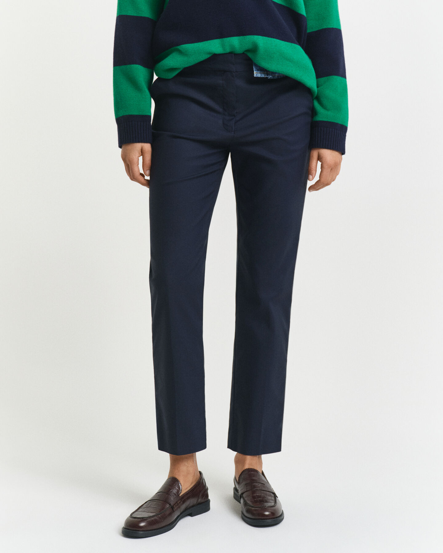 Slim fit ‑mitoitetut housut