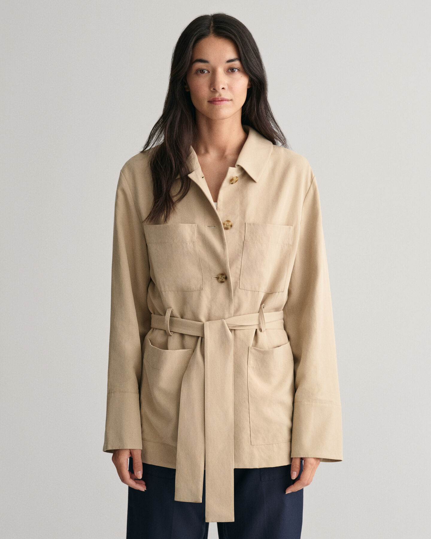 Regular fit ‑mitoitettu vyöllinen bleiseritakki