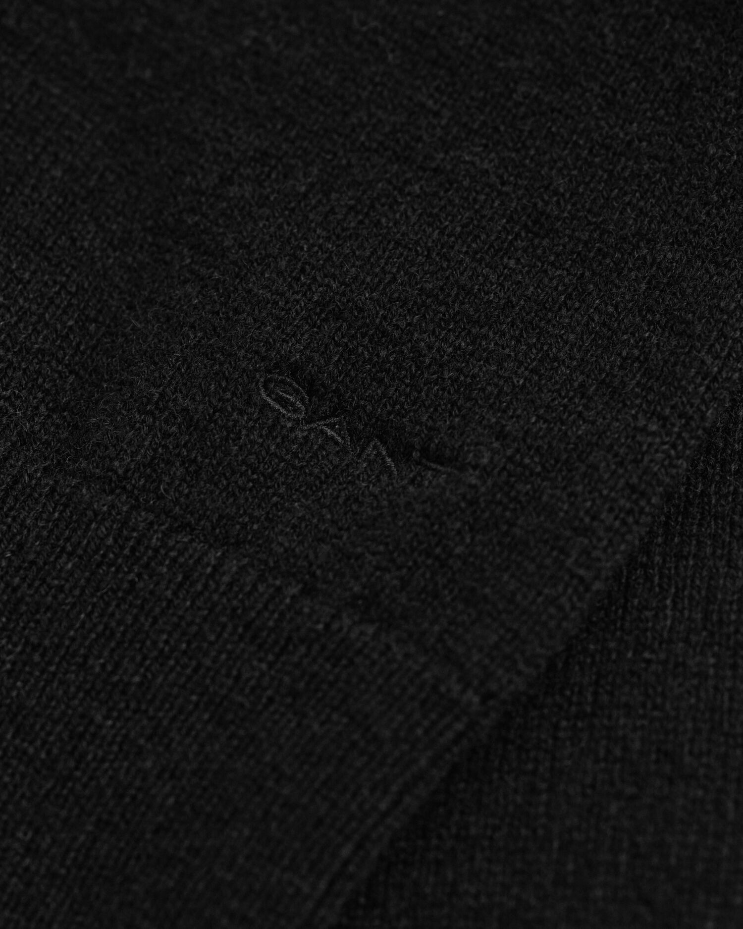 Neuletakki erittäin hienoa lampaanvillaa