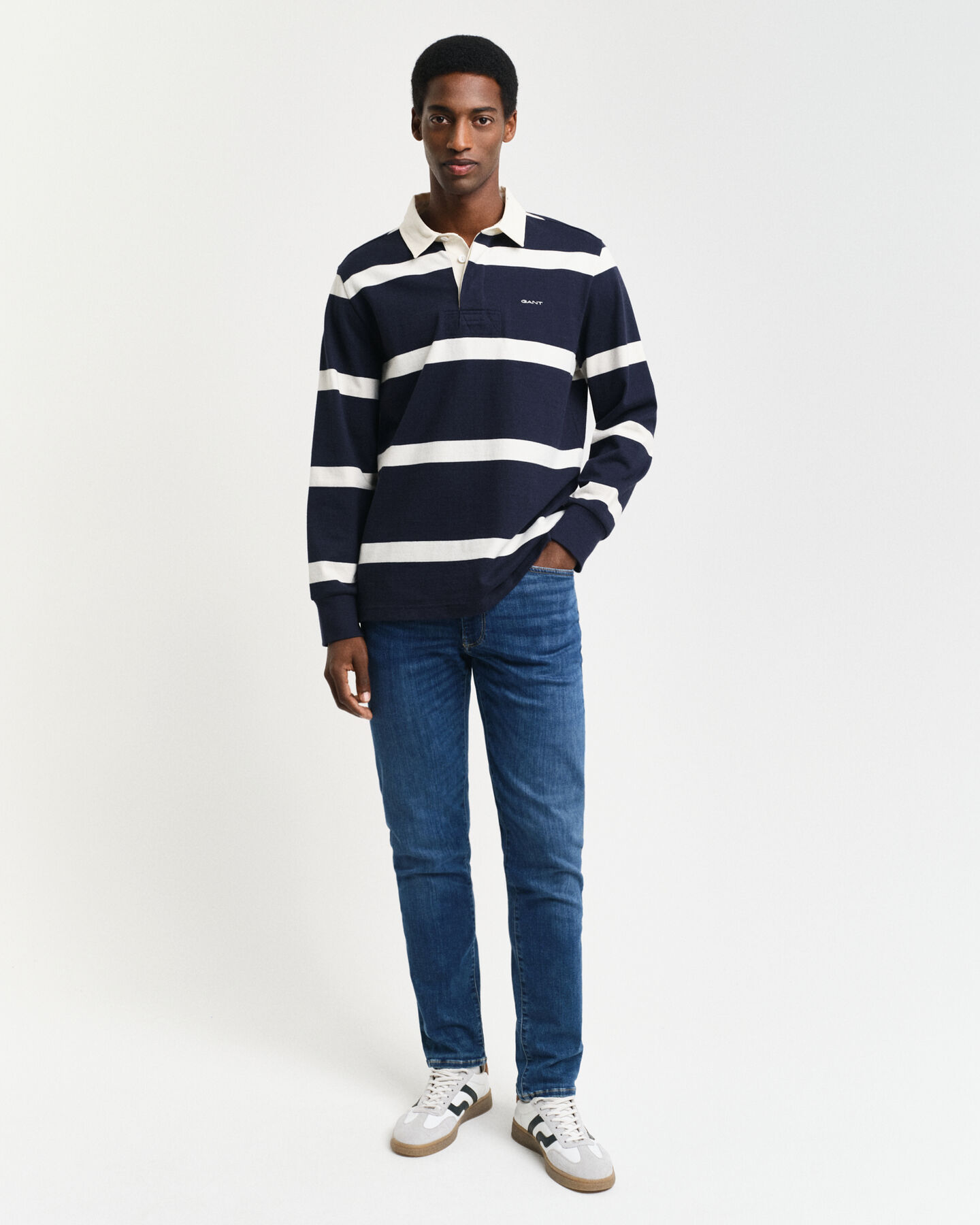 Extra slim fit ‑mitoitetut Active Recover -farkut