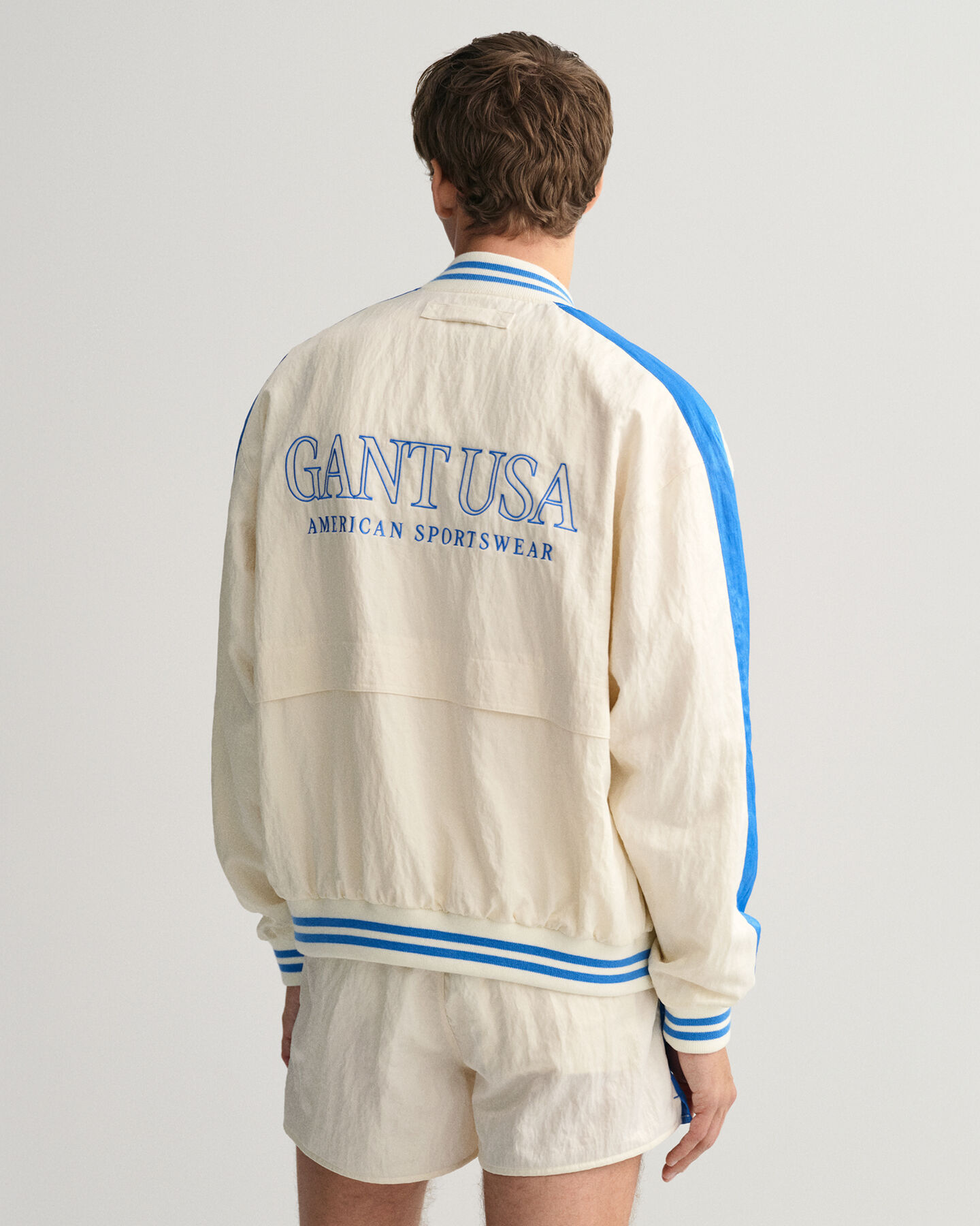 Satiininen GANT Varsity Jacket