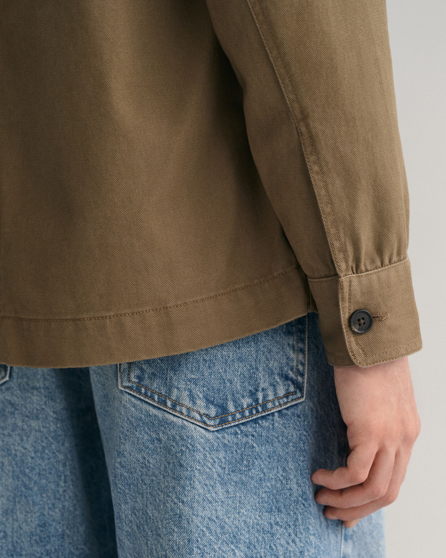 P&auml;&auml;llyspaita harjatusta tvillist&auml;