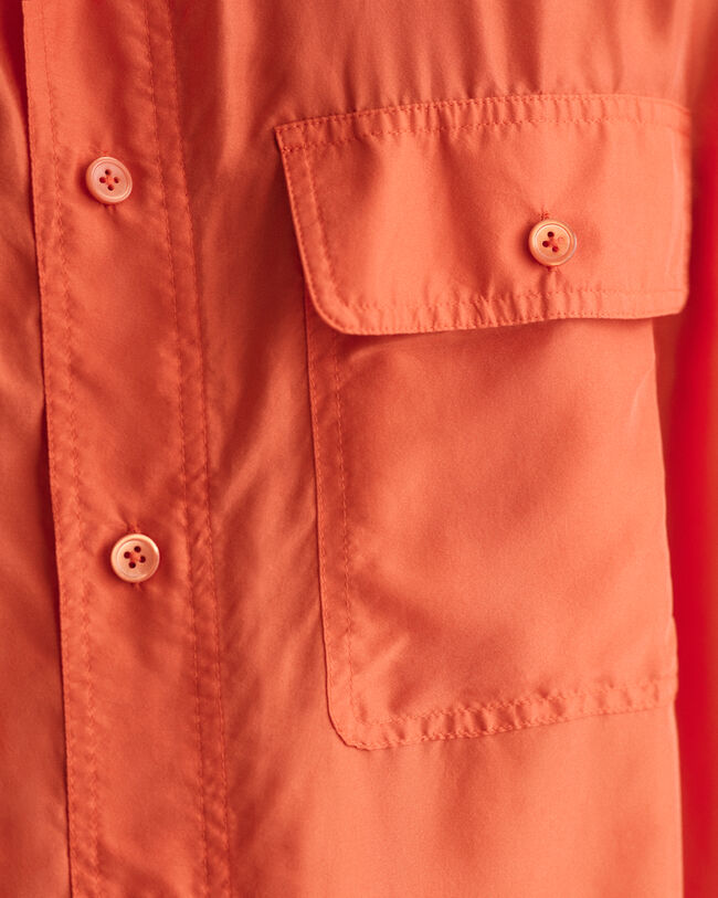 Relaxed&nbsp;fit ‑mitoitettu lyhythihainen Washed Silk -paita