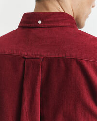 Regular fit ‑mitoitettu vakosamettipaita